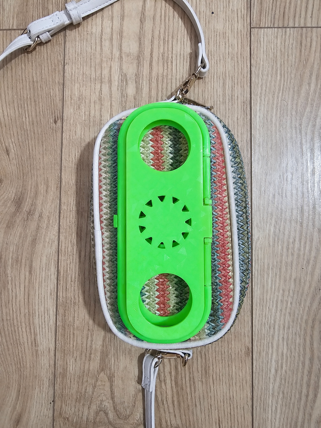 Can-Go Slice™ – Foldable Slim Can 6 Pack Holder